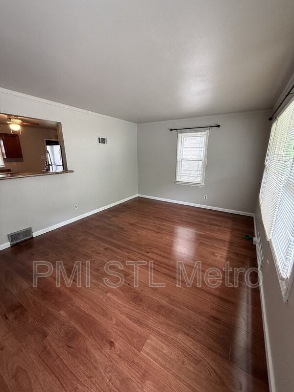 6241 Lorraine Ave - Photo 2 of 11