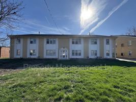 featured image of 1039 5th St #7