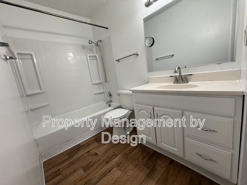 1039 5th St #7 - Photo 7 of 31