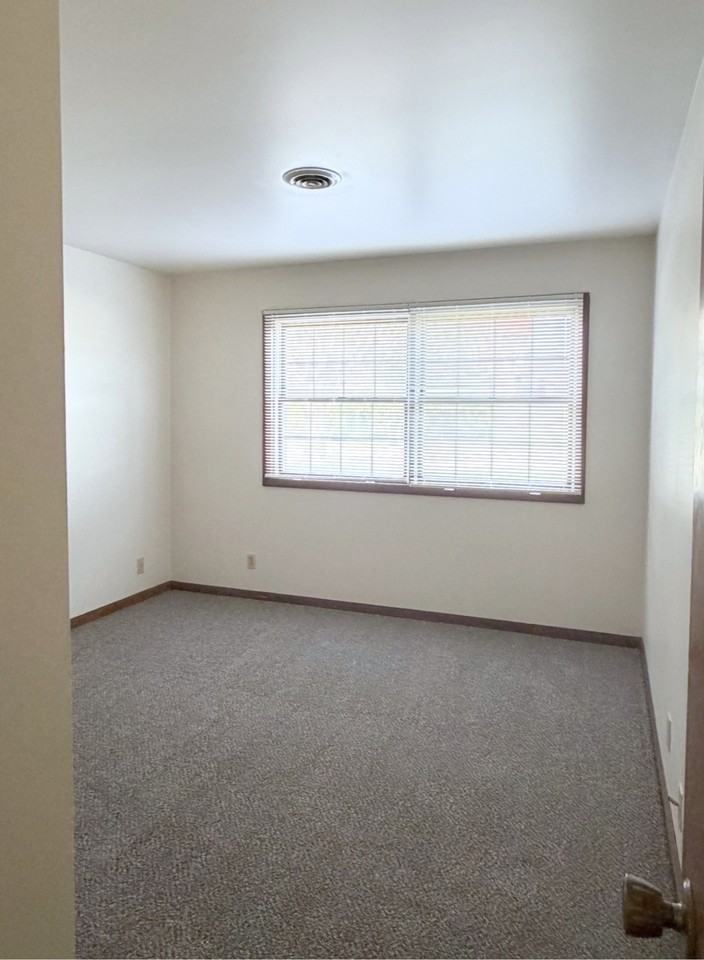 Ellwood View - Photo 7 of 18