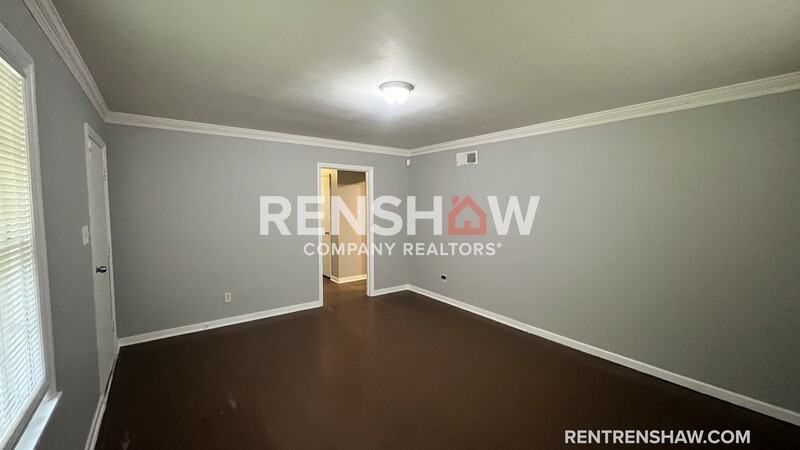 3761 University St - Photo 3 of 26