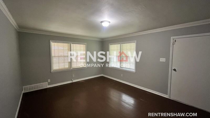 3761 University St - Photo 4 of 26