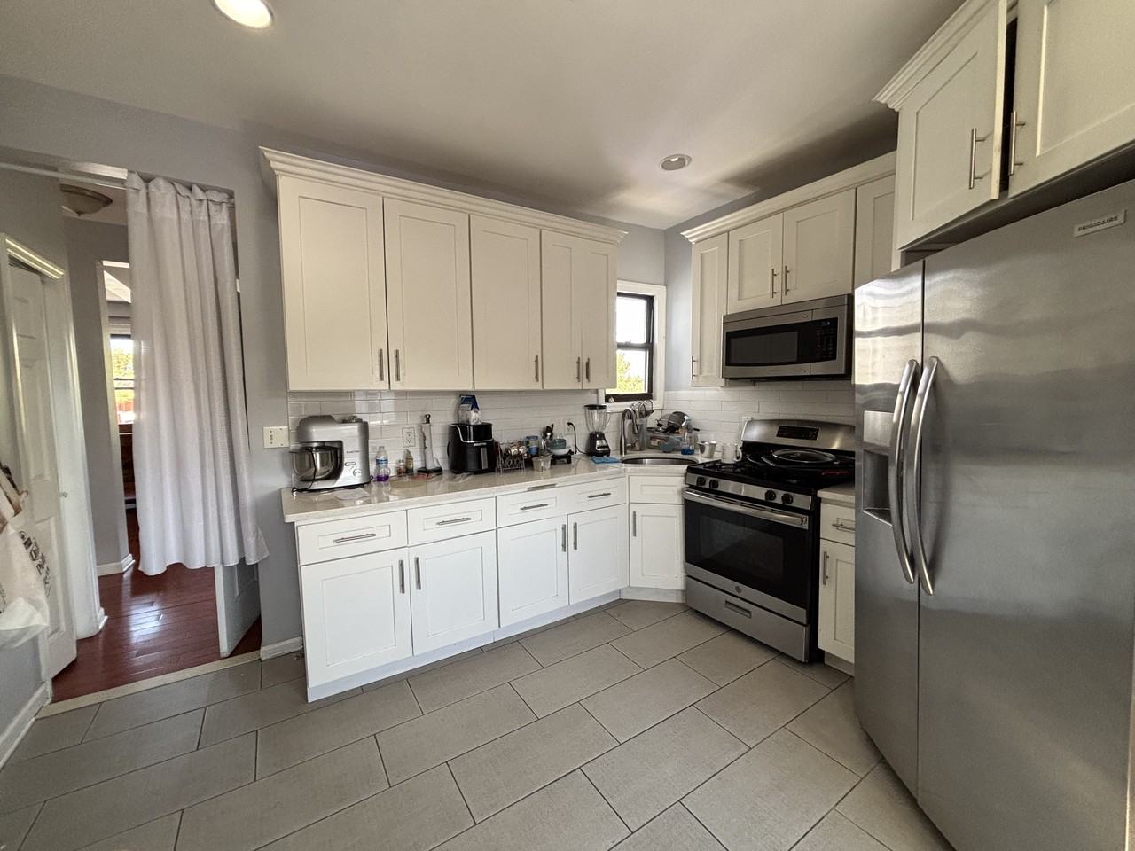 278 Morris Avenue #3 - Photo 3 of 9