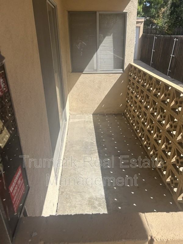 4401 Clayton Ave #3 - Photo 2 of 9