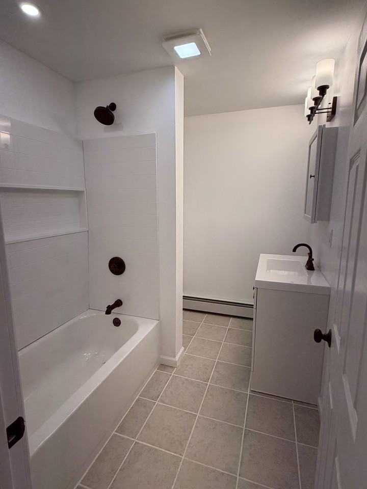 88 Silver Street - Photo 5 of 10