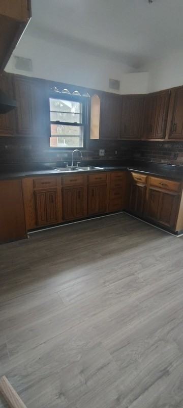 701 Pemberton Pl - Photo 5 of 19