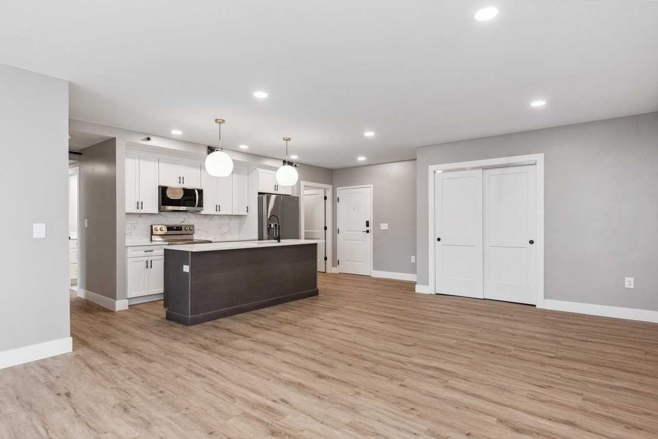 6011 Madison Road - Photo 3 of 28