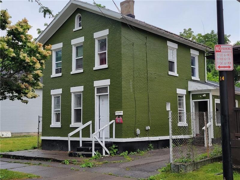 76 Woodward St - Photo 3 of 6