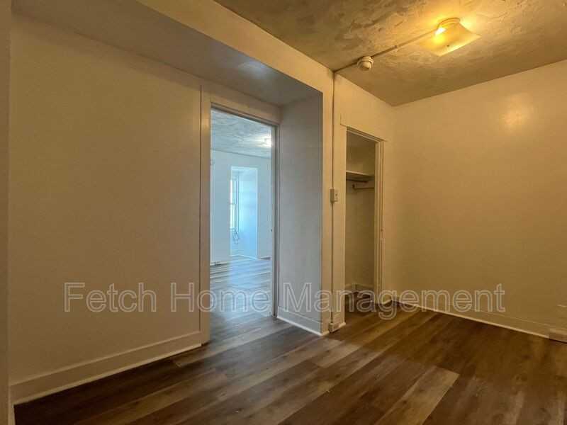 641 S Queen St #4 - Photo 5 of 5