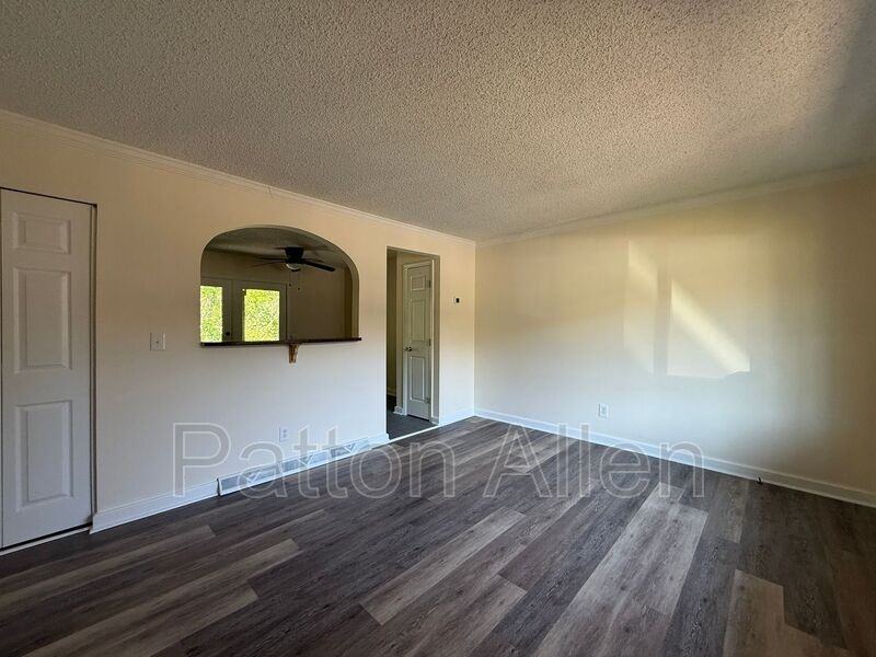 55 Dawnwood Cir - Photo 3 of 25