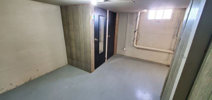 46 1/2 Adams St - Photo 7 of 7