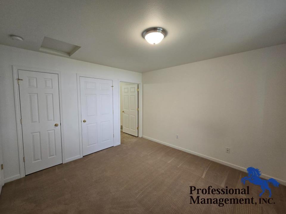 3825 Avenue B #16 - Photo 5 of 7