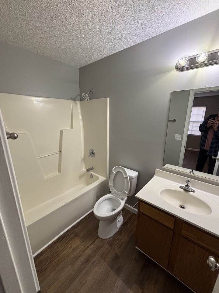 102 Terrace Trace Ct #112 - Photo 4 of 12