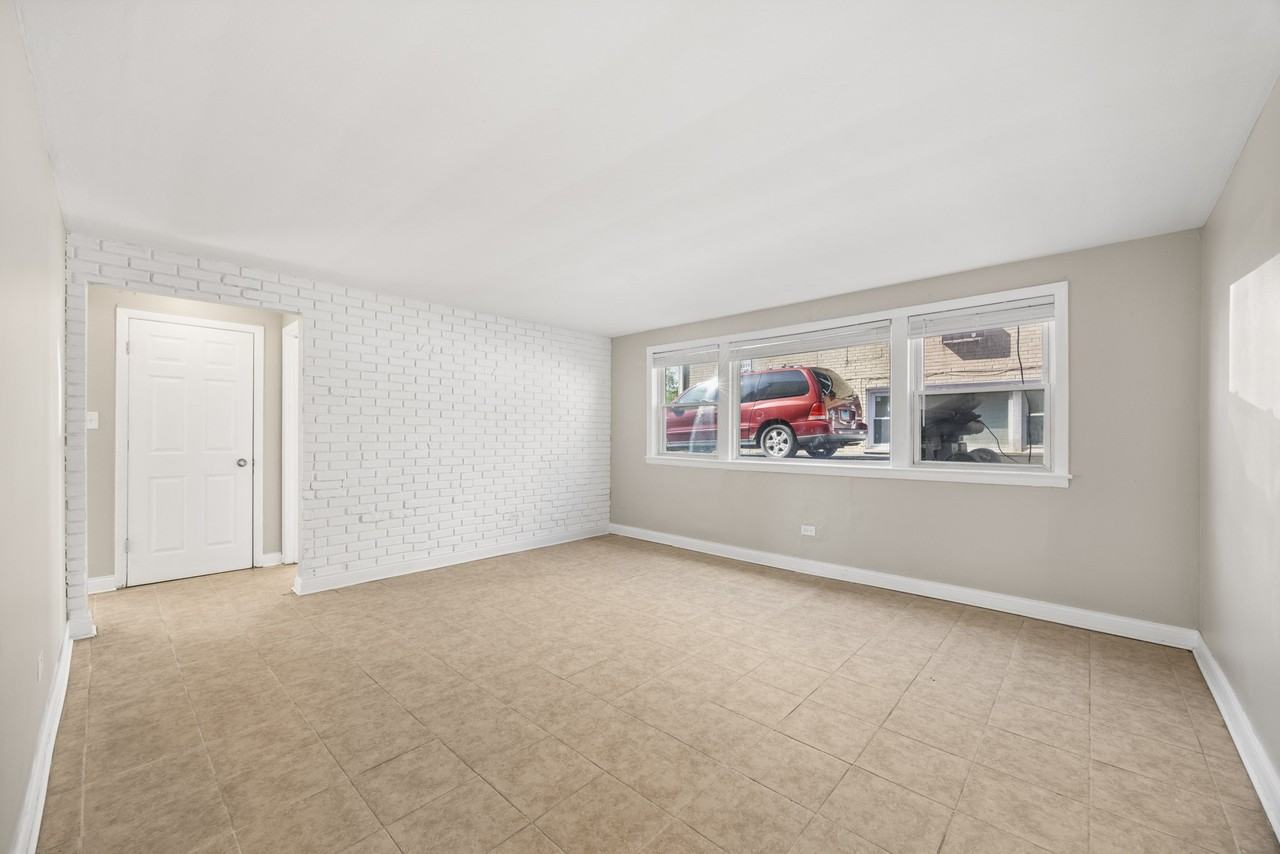 S 25th Ave #GW - Photo 5 of 15