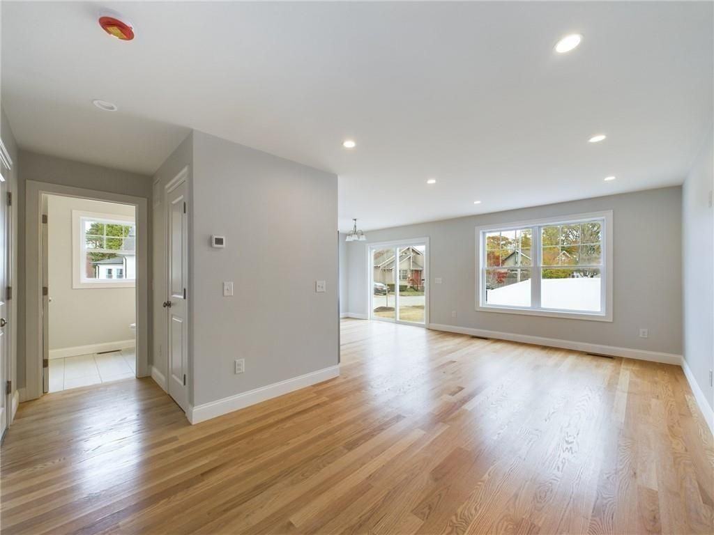 68 Greene St ##3 - Photo 3 of 11