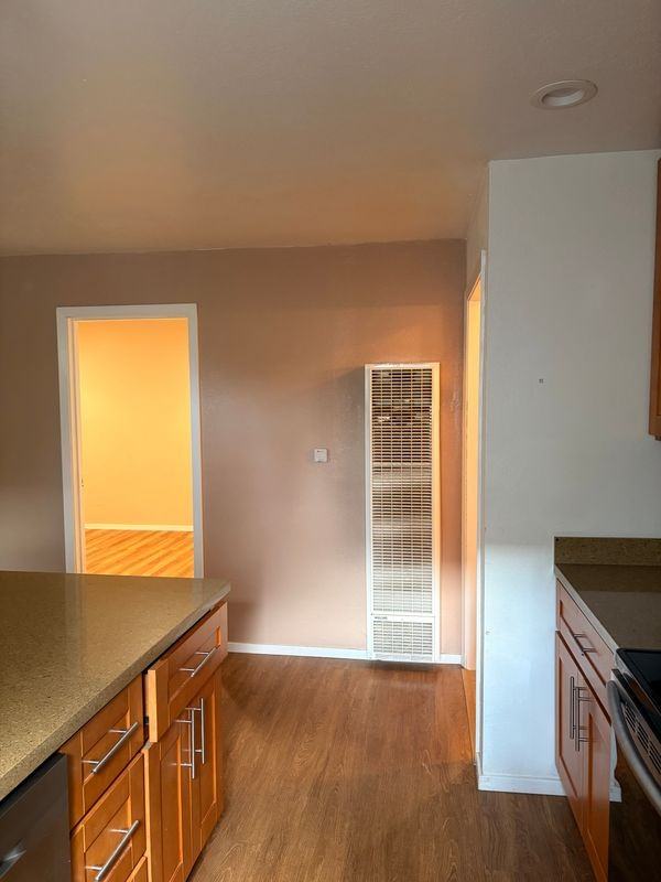407 Maple St ##6 - Photo 3 of 7