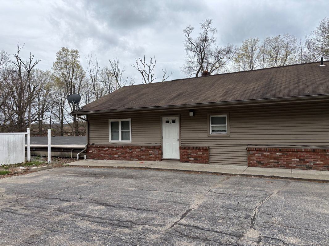 74 Boston Post Rd ##C - Photo 5 of 9