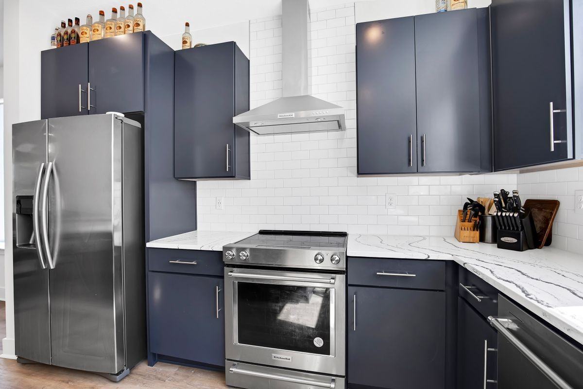 2506 W Cleveland St - Photo 4 of 34