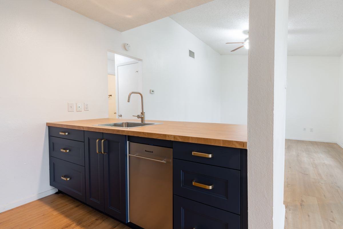 706 Ramble Ln ##B - Photo 3 of 17