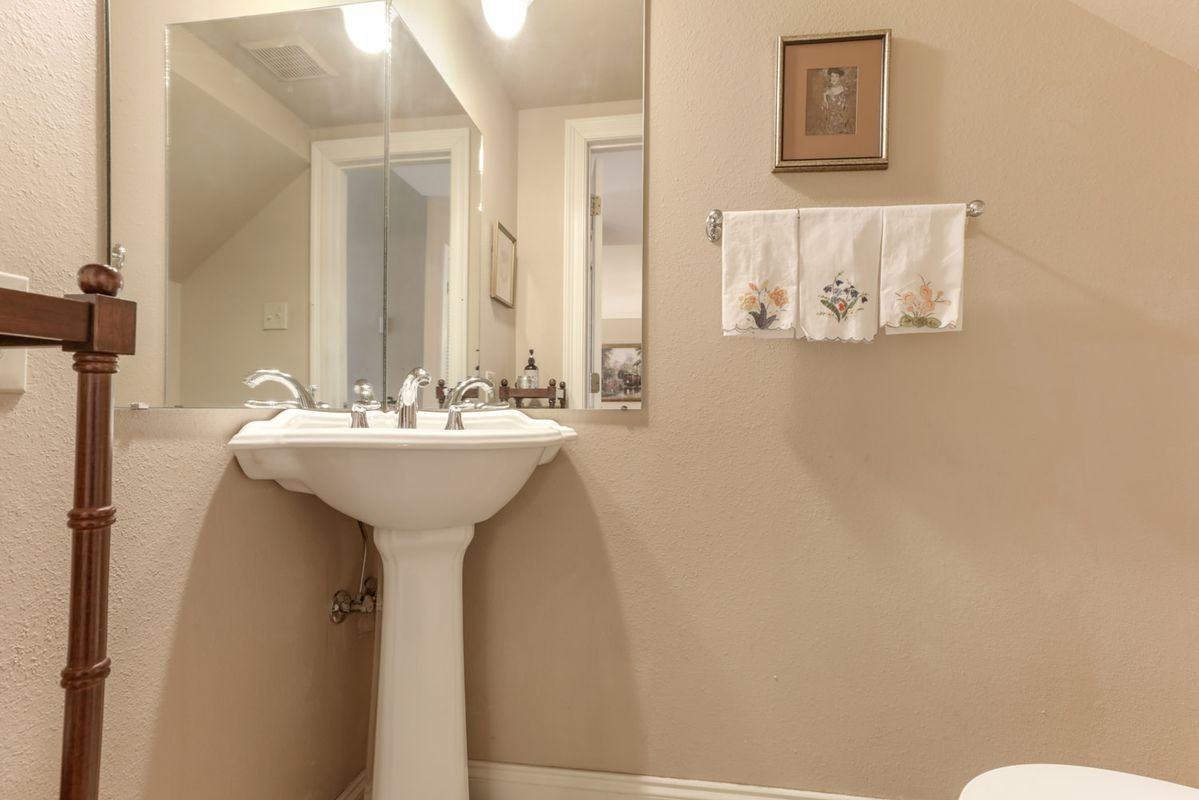 1701 Colapissa St - Photo 4 of 21