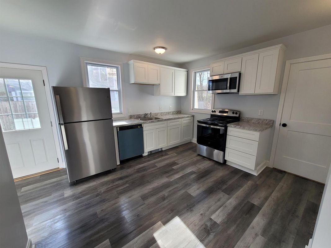 22 South St - Photo 4 of 26