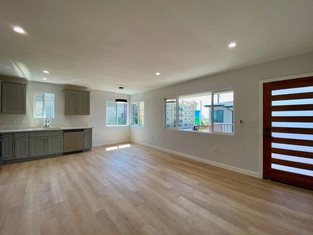 3207 W 3rd St - Photo 5 of 21