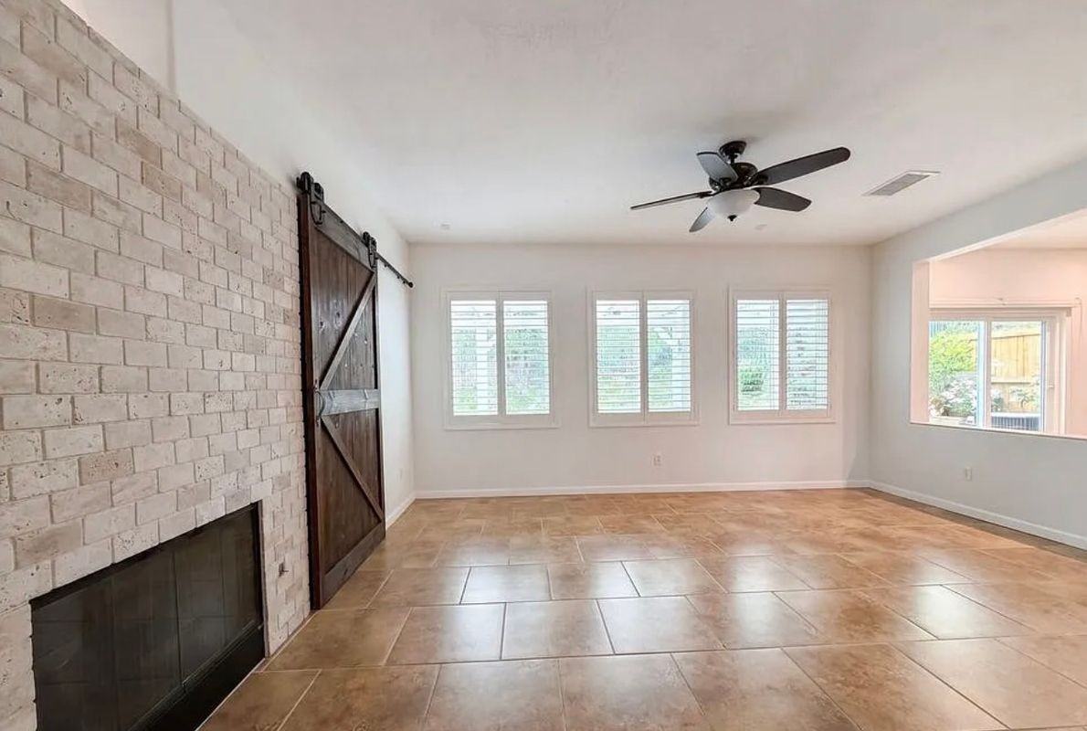 28441 Silverking Trl - Photo 3 of 26