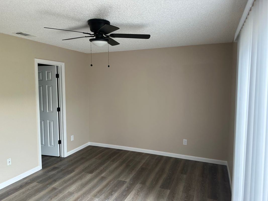 135 Jones Ln - Photo 4 of 17