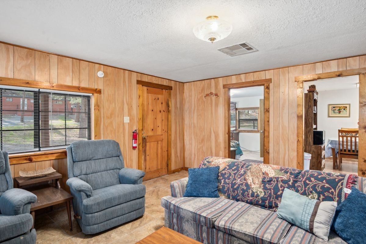 820 Carrizo Canyon Rd - Photo 4 of 23