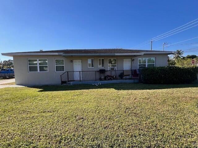 3890 Lakewood Rd ##1 - Photo 4 of 14