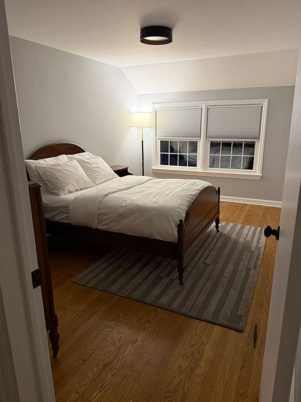 135 Winthrop Ave - Photo 4 of 11