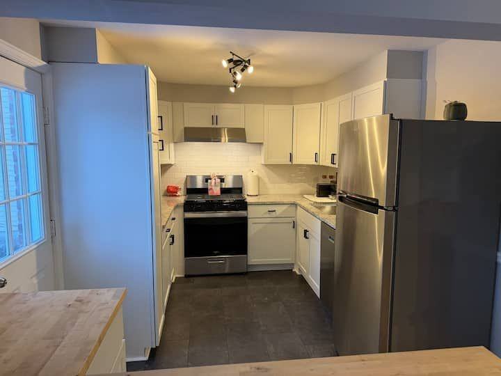 135 Winthrop Ave - Photo 6 of 11