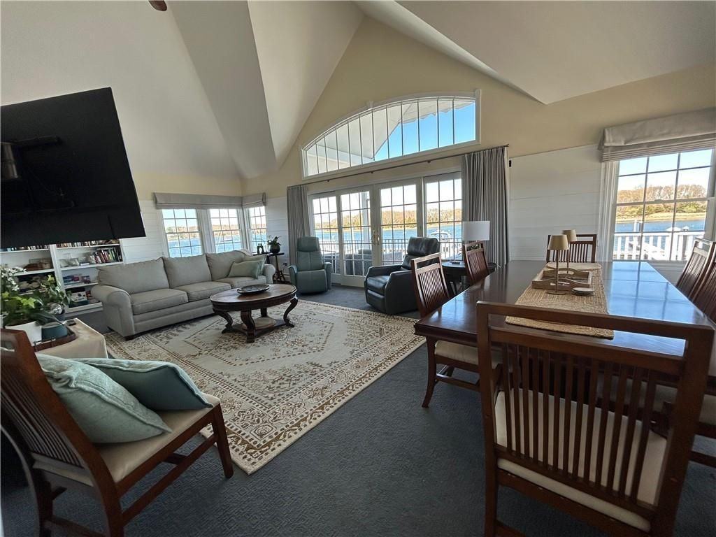 67 Esmond Ave - Photo 4 of 24
