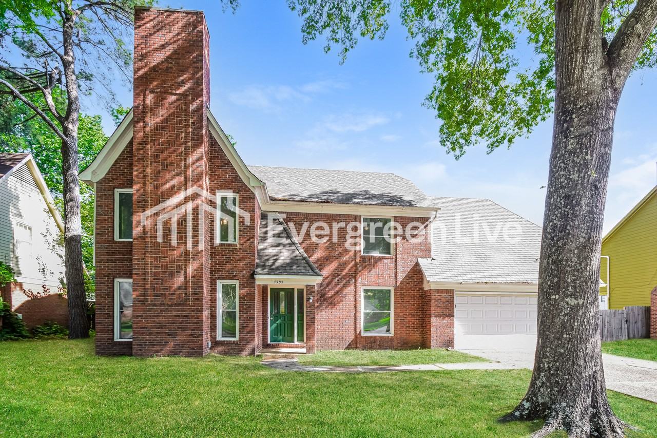 7392 Woodshire Rd