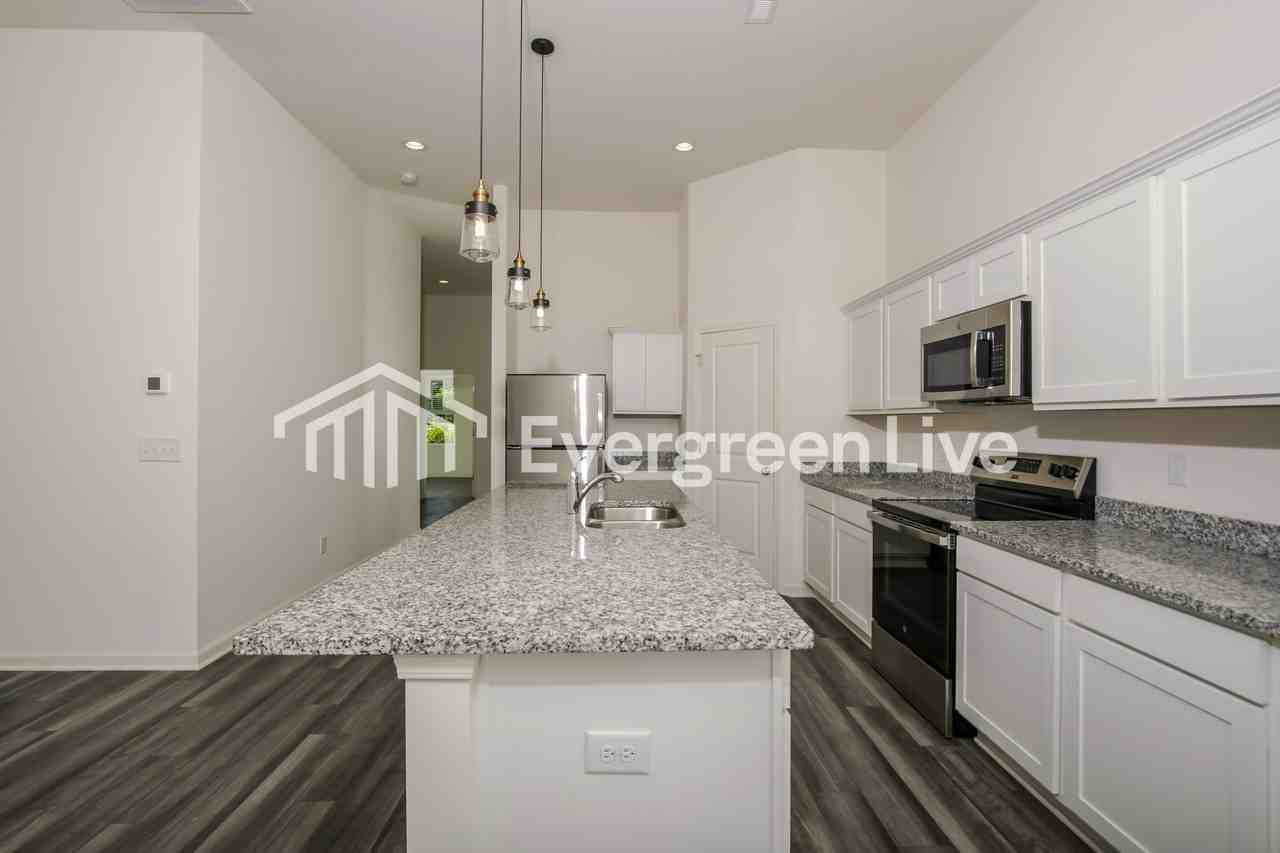 604 Berkeley Glen Rd - Photo 6 of 16