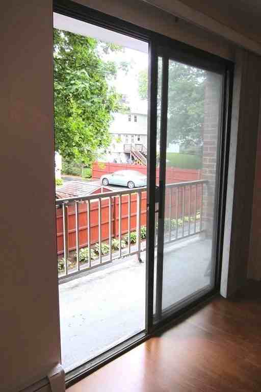 141 Pierce St #22 - Photo 4 of 9