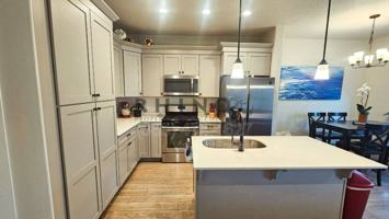 featured image of 213 W Whitewater Dr