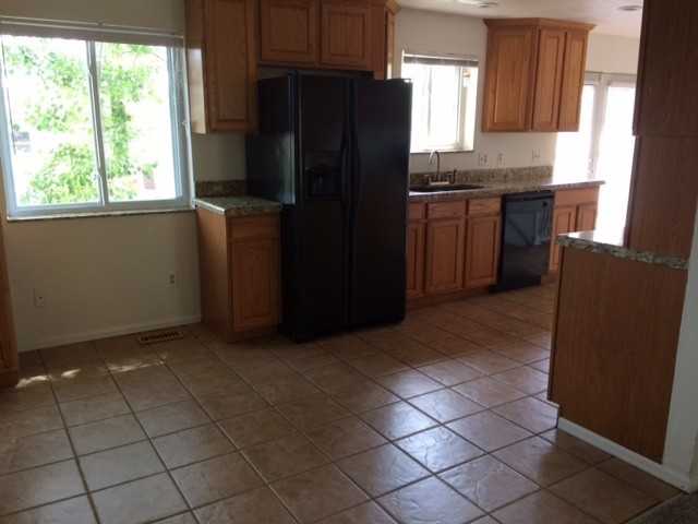 11072 Otis St - Photo 3 of 13