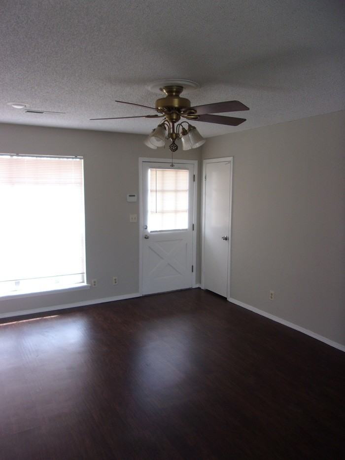 2940 S 131st East Ave - Photo 4 of 12