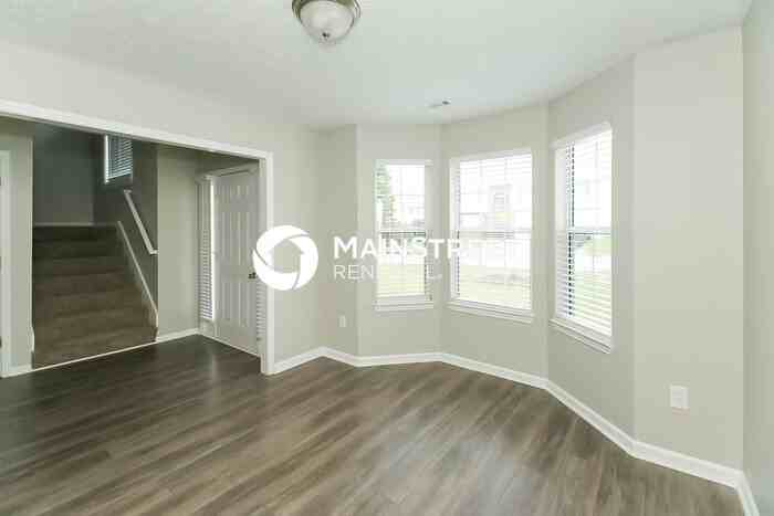 388 Sawgrass Way - Photo 7 of 17