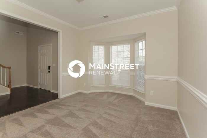 10152 Spring Park Dr - Photo 5 of 17