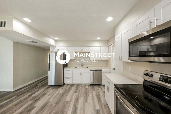 318 W 18th Ave - Photo 5 of 16