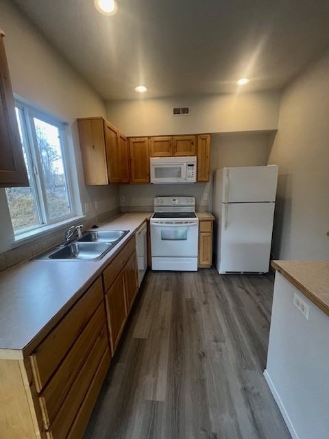 2007 E Whispering Willow Ln #101 - Photo 4 of 28