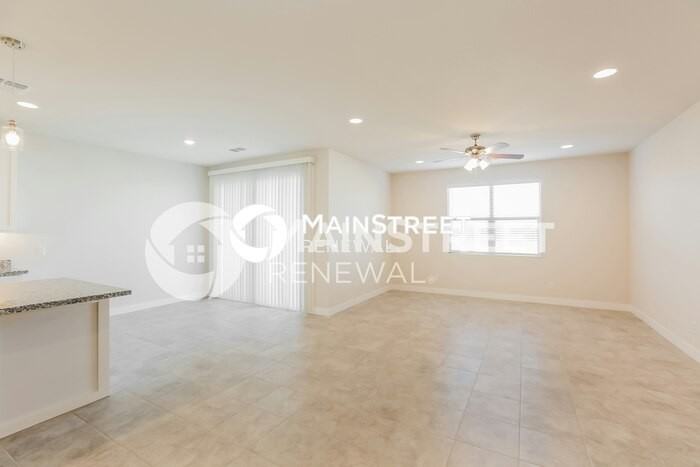 8708 S 69th Dr - Photo 3 of 16