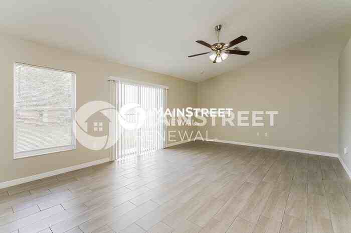 730 Sierra Cir - Photo 4 of 16