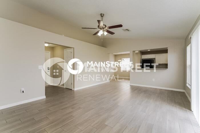 730 Sierra Cir - Photo 5 of 16