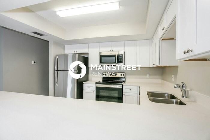 7312 Landmark Dr - Photo 5 of 16