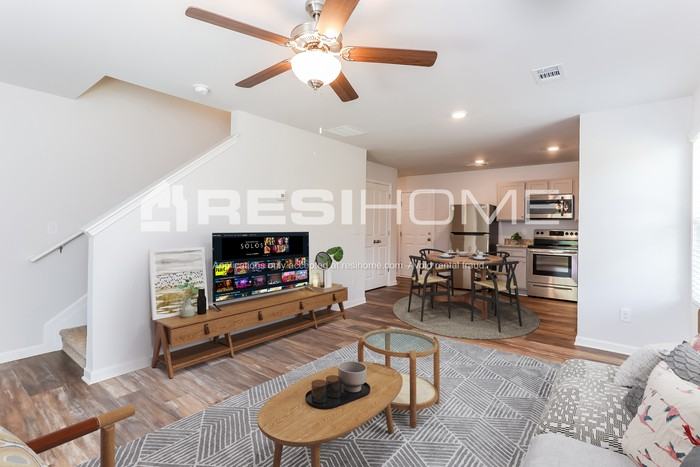 4779 Highpoint Way - Photo 3 of 25