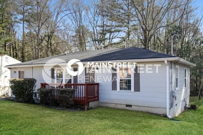 3638 Barrow Pl Sw - Photo 3 of 15