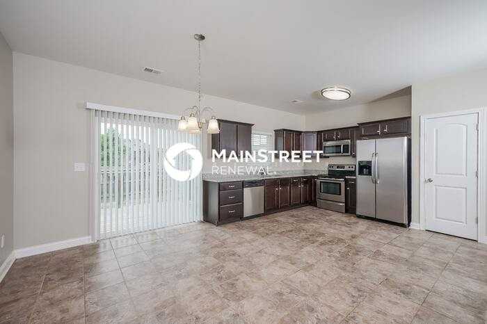 9832 Valley Farms Blvd - Photo 5 of 14